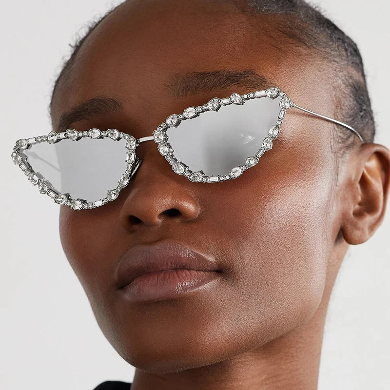 Retro Rhinestone Cat Eyes Sunglasses
